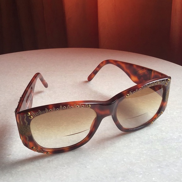 Vintage Tortoise Shell Sunglasses - Picture 1 of 6